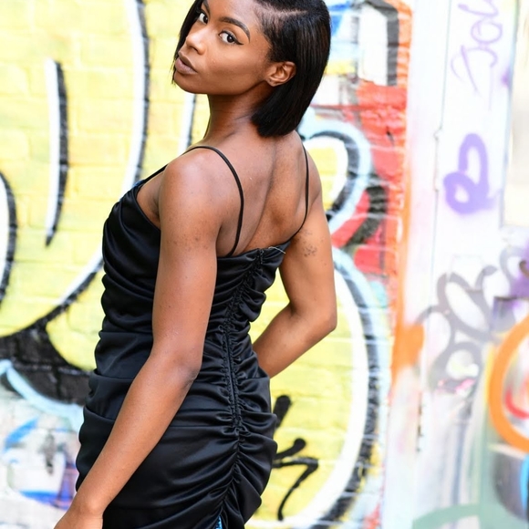 80s black and metallic ruched dress with fishtail - Picture 3 of 6